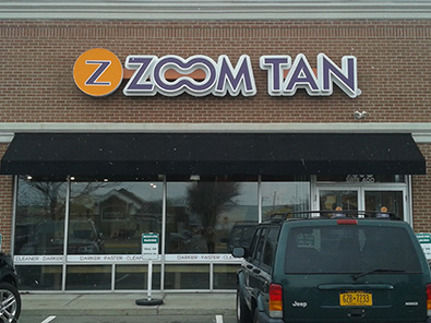 Zoom Tan storefront