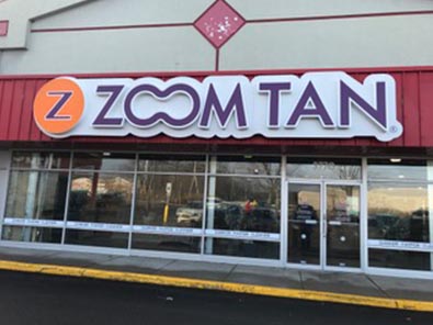 Zoom Tan storefront
