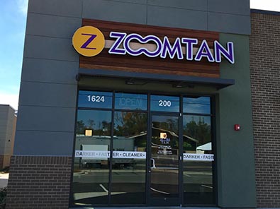 Zoom Tan storefront