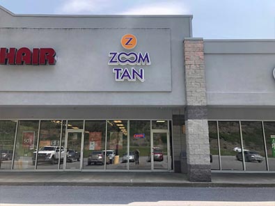 Zoom Tan storefront