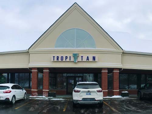 Zoom Tan storefront