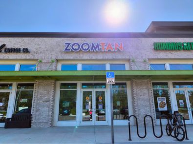 Zoom Tan storefront